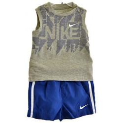 textil Niños Tops y Camisetas Nike Sportcompletinfantile Gris