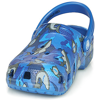 Crocs CLASSIC SHARK CLOG Azul
