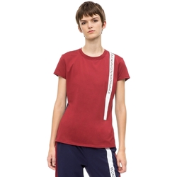 textil Mujer Camisetas manga corta Calvin Klein Jeans 00GWH8K169 Rojo