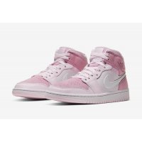 Zapatos Zapatillas bajas Nike Air Jordan 1 Mid WMNS “Digital Pink”  Digital Pink/White-Pink Foam-Sail