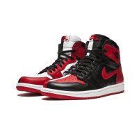 Zapatos Zapatillas bajas Nike Air Jordan 1 Homage To Home Black/White-University Red