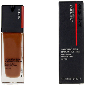 Shiseido Synchro Skin Radiant Lifting Foundation 550 