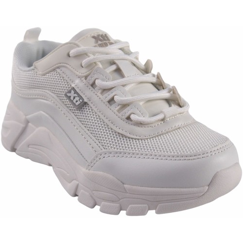 Zapatos Niña Multideporte Xti Zapato niña  57605 blanco Plata