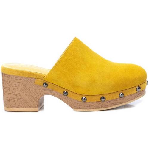 Zapatos Mujer Zuecos (Mules) Carmela 06861005 Amarillo