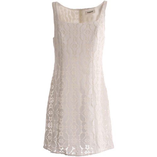textil Mujer Shorts / Bermudas Desigual 23SWVW02 Blanco