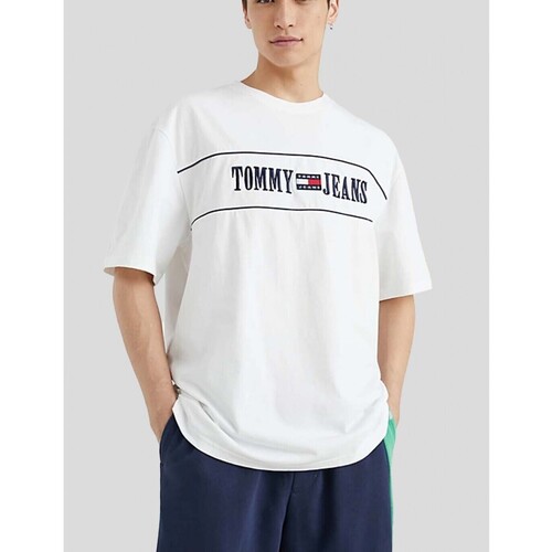 textil Hombre Camisetas manga corta Tommy Jeans CAMISETA  SKATE ARCHIVE TEE  WHITE Blanco