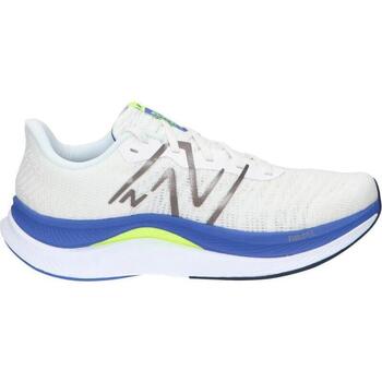 Zapatos Hombre Multideporte New Balance MFCPRCW4 FUELCELL PROPEL V4 Blanco