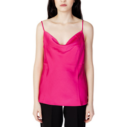 textil Mujer Camisetas sin mangas Vila VIRAVENNA SINGLET STRAP TOP 14085600 Rojo