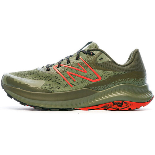 Zapatos Hombre Running / trail New Balance  Verde